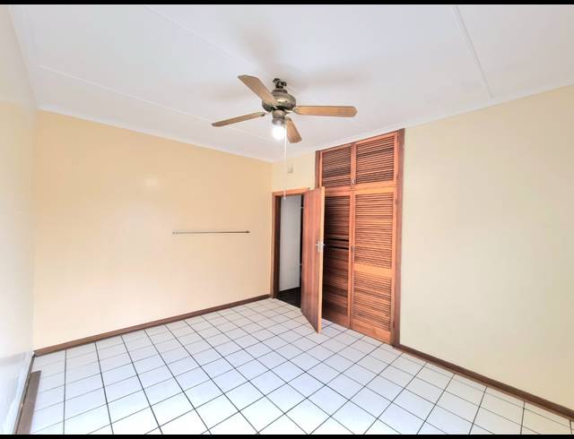 4 BEDROOM HOUSE TO LET IN MEER EN SEE